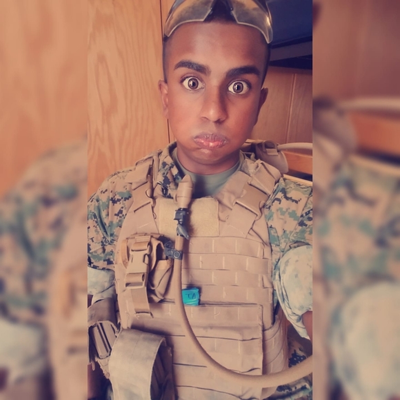 Meet your Posher, Azhar - Picture 1 of 1